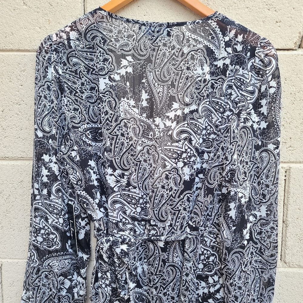 Lulu's | Love Letters Black and White Print Long Sleeve Wrap Dress NEW Size M - Picture 15 of 16